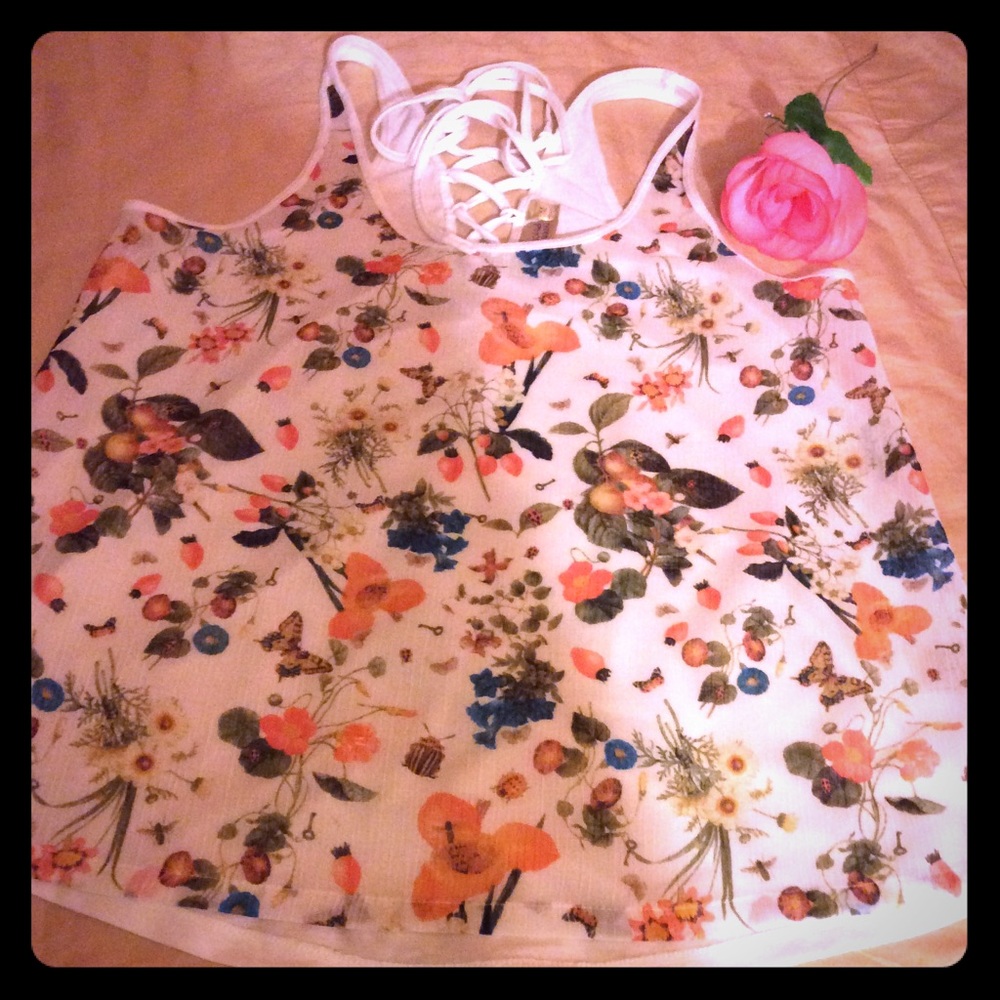 Princess Vera blouse size medium